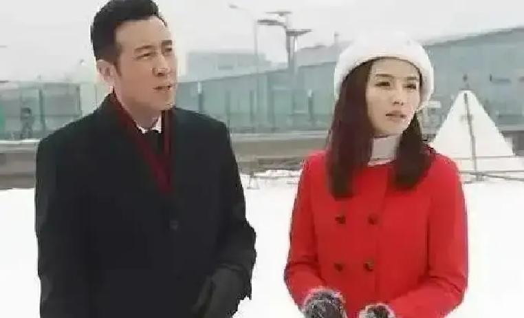 吻戏一条过？导演盯着监视器，手在抖。不是尴尬，是兴奋。刘涛开拍前灌了口酒，