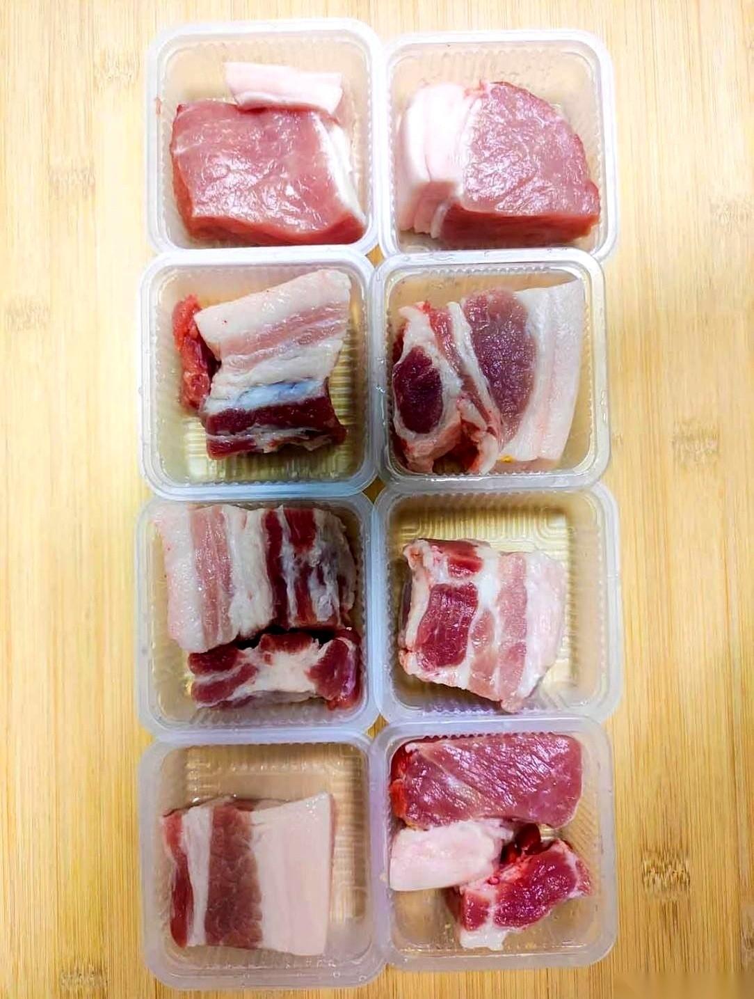 我今天算是彻底服了。在我婆婆面前，我那点自以为是的“生活智慧”，简直就是个幼儿