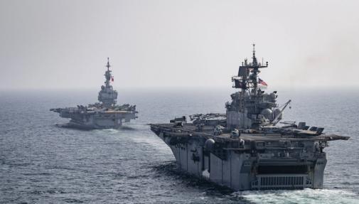 东风-17 vs F-35：3分钟摧毁冲绳基地，美军隐形战机还未起飞，机场已成废墟！