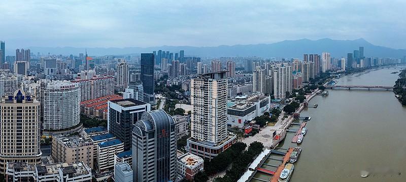 福州楼市：从2023年11月至今，不到三年时间，福州核心板块房价迎来一轮深度