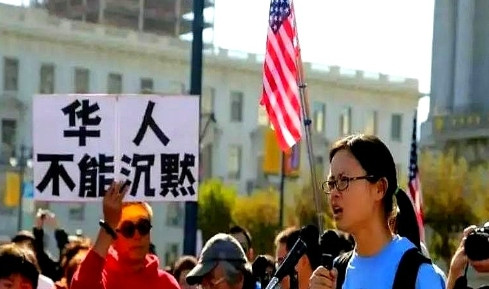 来到中国就要守中国的规矩，一位美国华裔发文表示，自己已经入籍两年，已经是一个美国