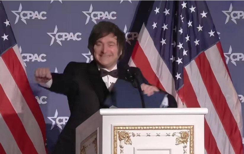 400亿美元援助到手，米莱在海湖庄园兴奋跳舞，这一下把美国人气炸了！最近，美国财