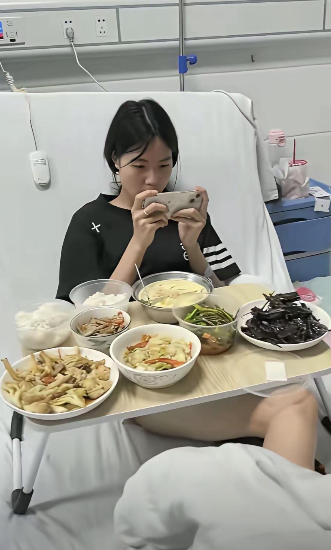 她应该是个独生女[思考]