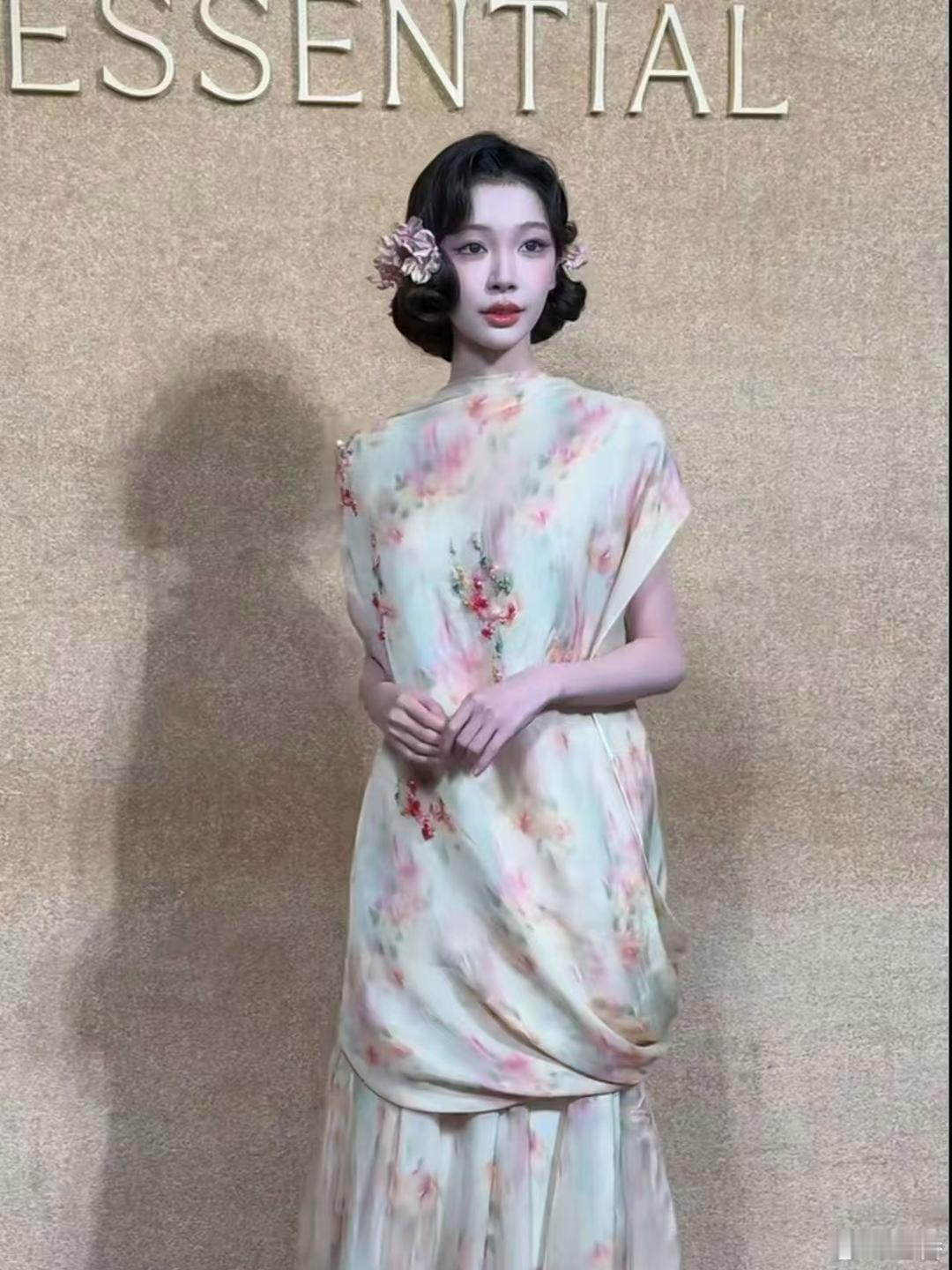 易梦玲的美商真的好优美好漂亮…怎么有美商怎么高的人好羡慕啊！