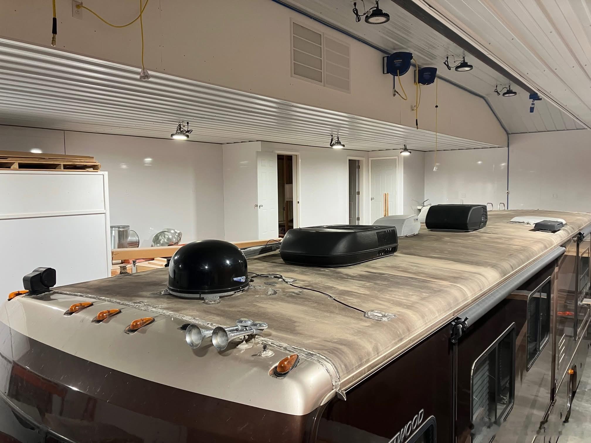 老美特色，翻修屋顶（一）