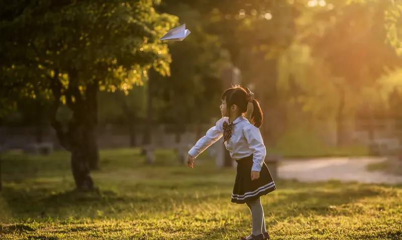 让孩子自觉主动学习的十个经过验证的有效建议：1.兴趣引导法让孩子广泛接触不