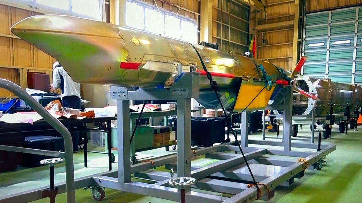 不装了？日本新型反舰弹公开，竟直接拿我军054B当靶子宣传！  日本近日公