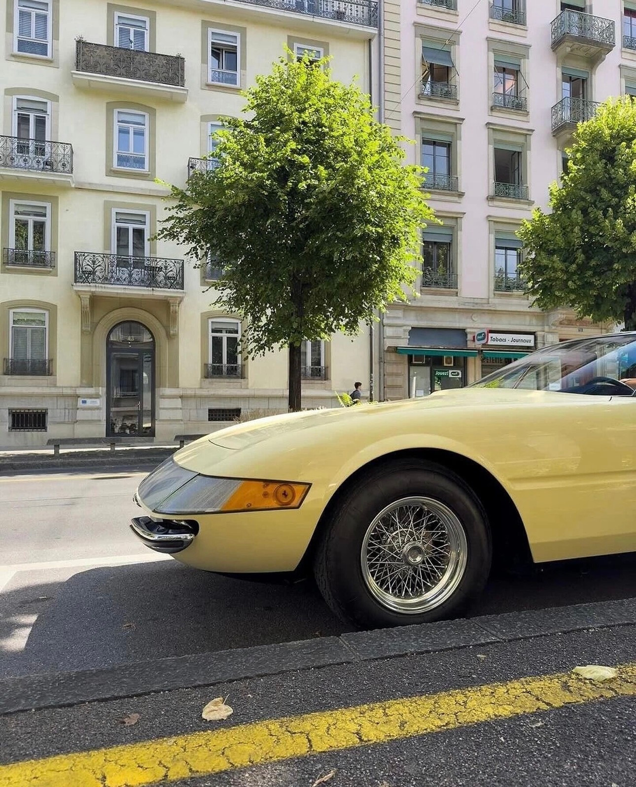 法拉利365GTS/4DaytonaSpyder！1973年法拉利36