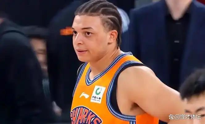 隐患！洛夫顿全场0分，上海队将帅失和没了？上海男篮102-92