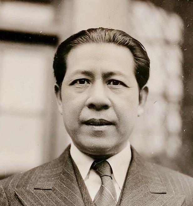 1946年，汉奸陈公博，被枪毙的现场，临刑前他对身边的狱警说道：”我有钢笔一支，