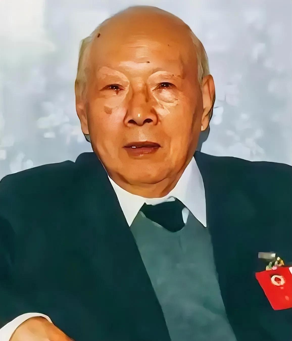 1985年，宋希濂急冲冲地跑去机场。见到陈赓的妻子傅涯后，他将一沓钱交给她，说：