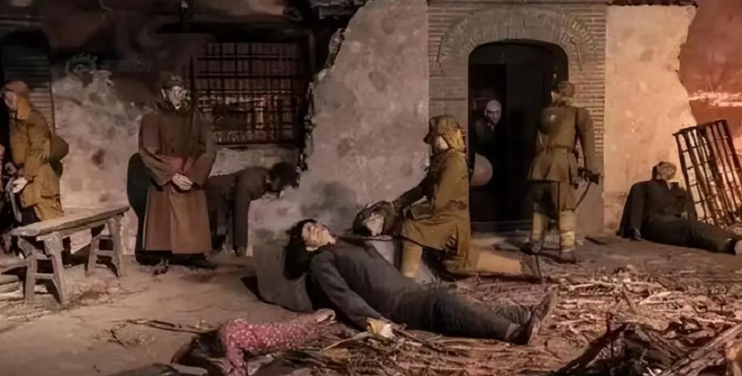 1941年1月，日军佐佐木二郎调集5000多名兵力，在潘家峪屠杀1230余名无辜