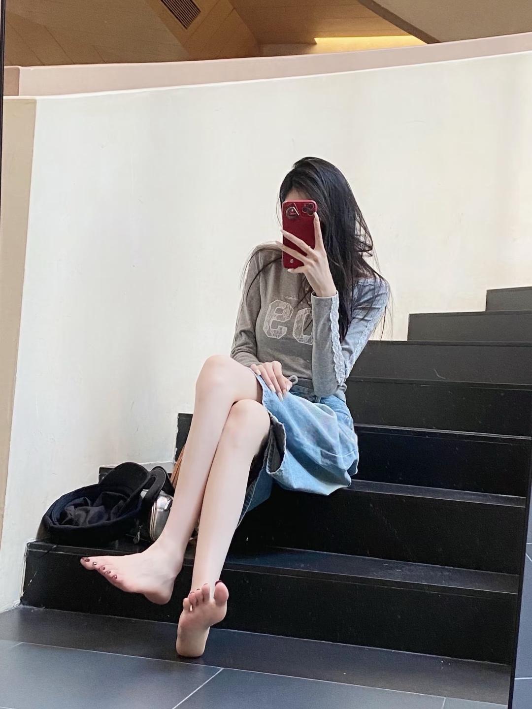 人这一生，真相是不会真正意义上拥有任何东西，我们只是来体验生活。