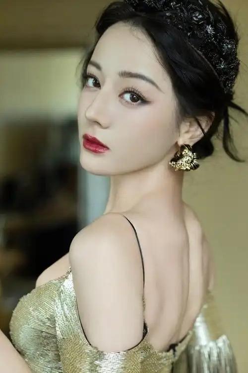 判了！赔偿+道歉！迪丽热巴AI换脸案大快人心，法院这波操作太飒了！刚刚，迪丽