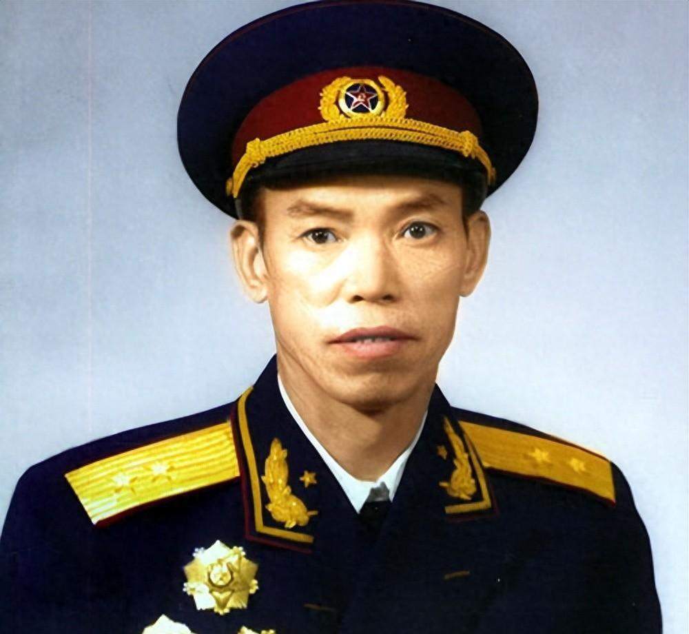 江西曾涌现出百余位开国将军，为何唯有三人被授予上将军衔，他们究竟是谁呢？195