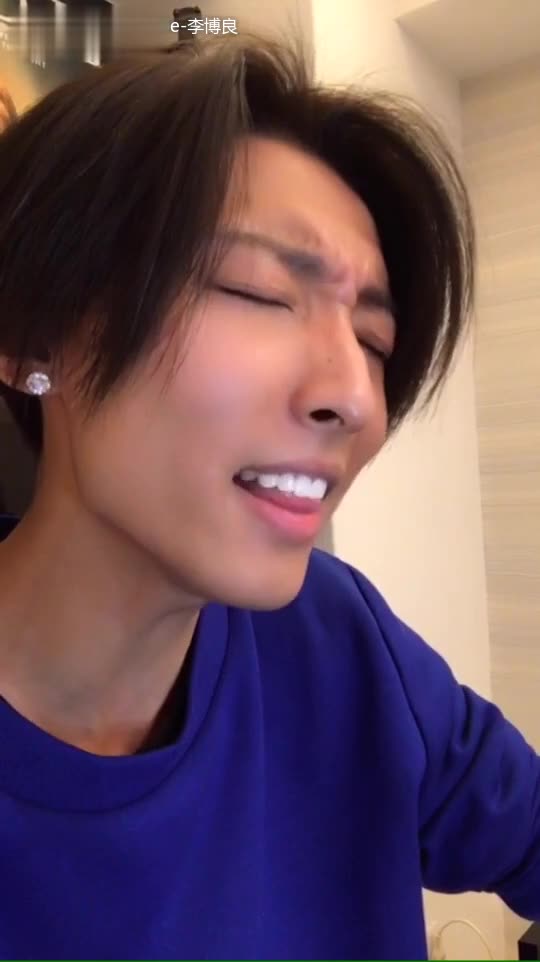 傻馒翻唱-你不知道的事