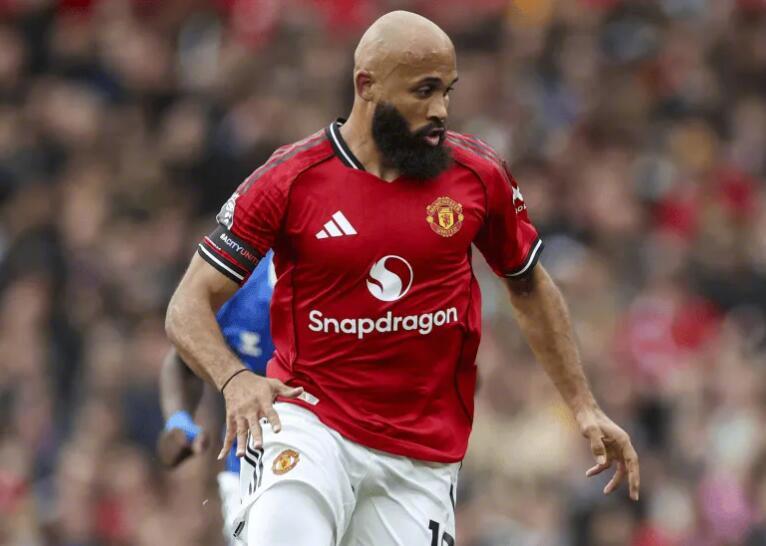 德国转会市场更新了英超球员身价的榜单。以下是曼联方面的详细情况。曼联球员总身价变