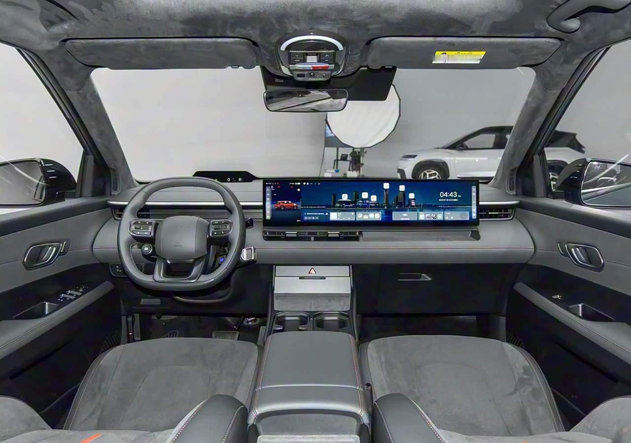 听专家一句劝，现在的人买车：40％的人——买混动车30％的人——买燃油车3