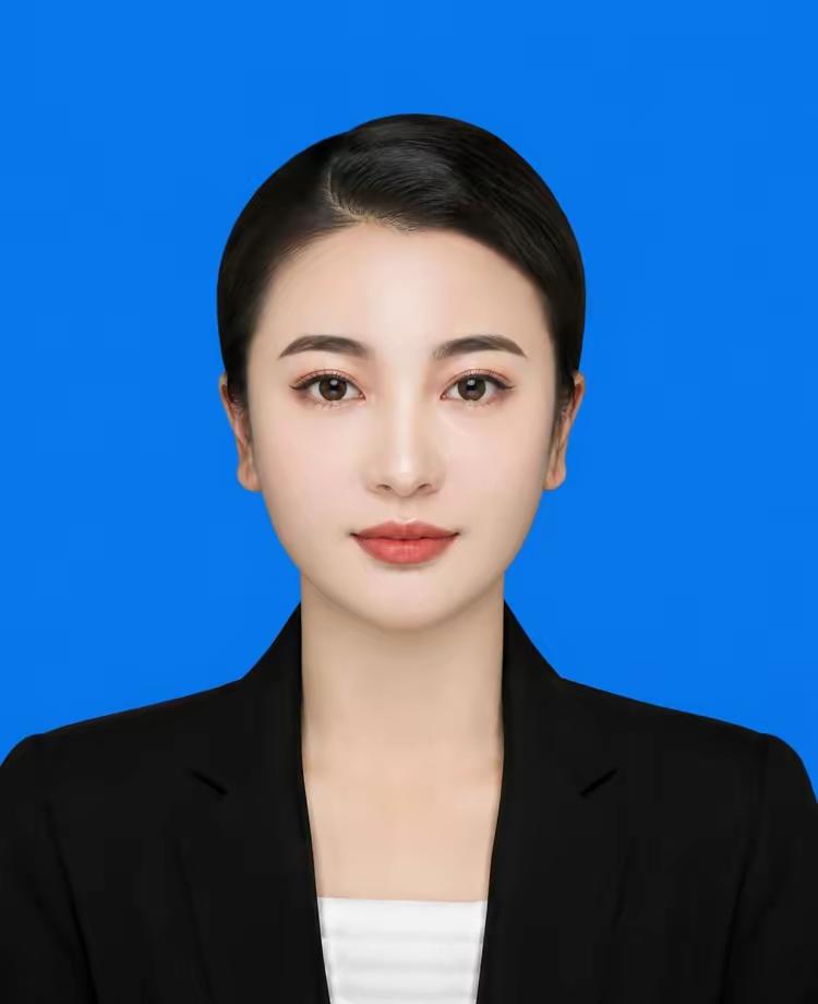 淡妆不画描，端庄气质高。工作体制内，清廉守节操。