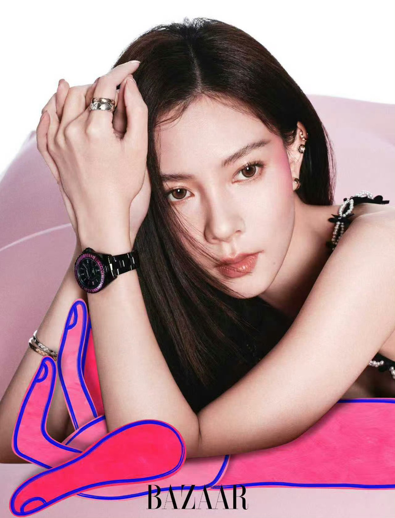 宋妍霏腮红打到太阳穴cc这个妆容也是非常的不错呀，我很喜欢呢🤩​​​