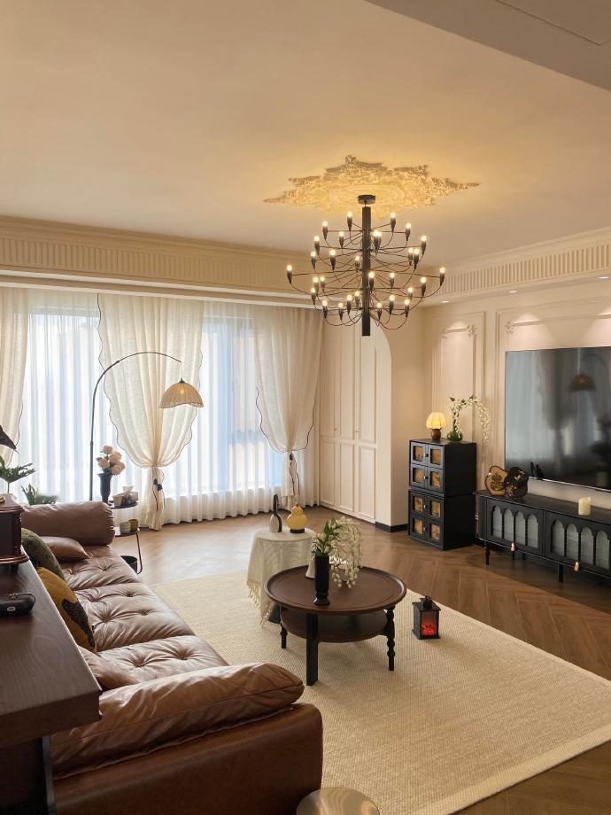 不舒适的小区都有什么特征？网友A：进入小区就看到一群老头老太太扎堆的小区，千