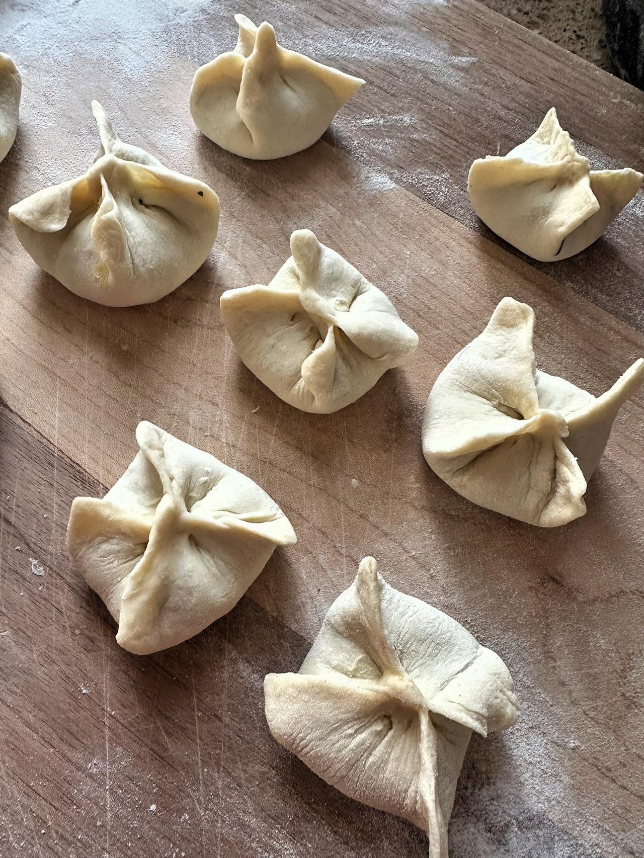 很奇怪：为什么美国的面粉没这么白？今天预报还有雪🌨️，气温只有零下12华氏