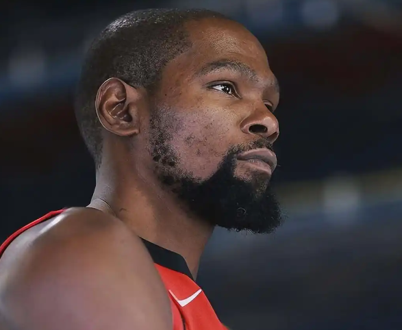 杜兰特极度需要空间有他的太阳不进附加赛，没他的火箭西部第二，现在有他的火箭直奔