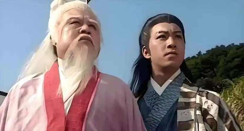 《天龙八部》丁春秋的bug太多了，逍遥派的帮规是只收高颜值的徒弟，丁春秋这相貌怎