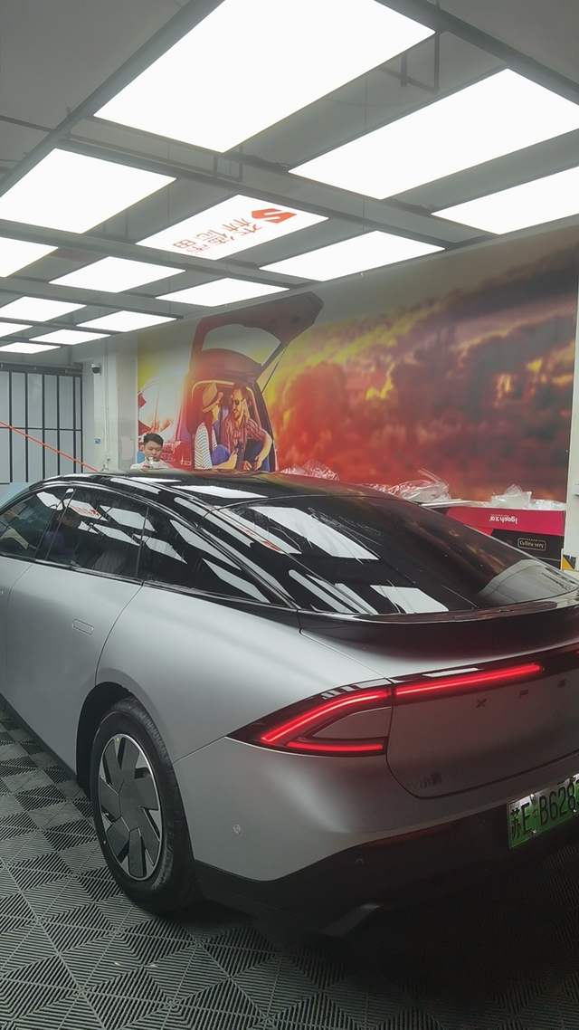 出小鹏p7＋打算置换新G9，目前官方回收价15.6，换购G9尾款可减1万，兄弟