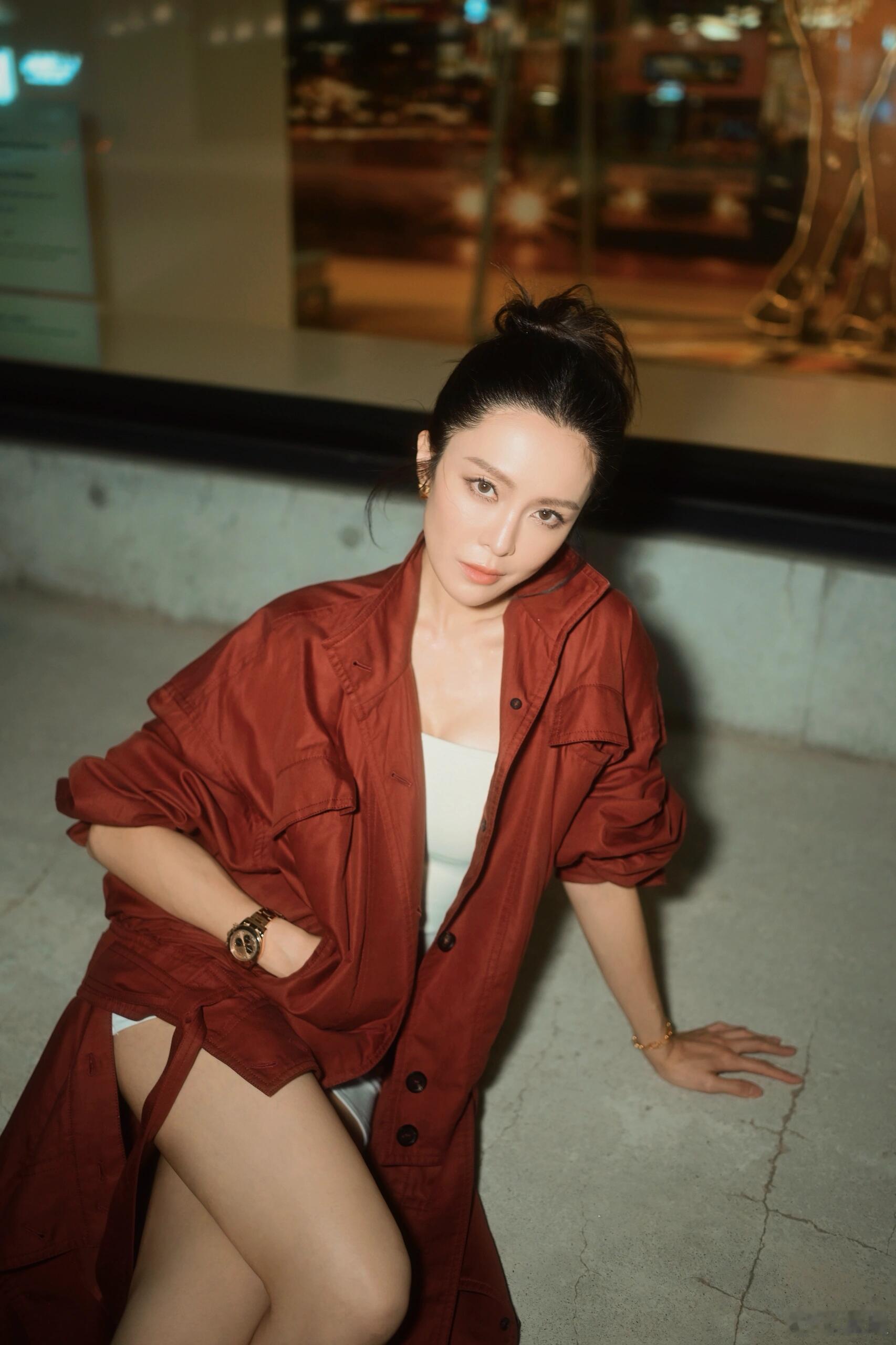 张曦雯💃🏻红色系穿搭好靓​​​