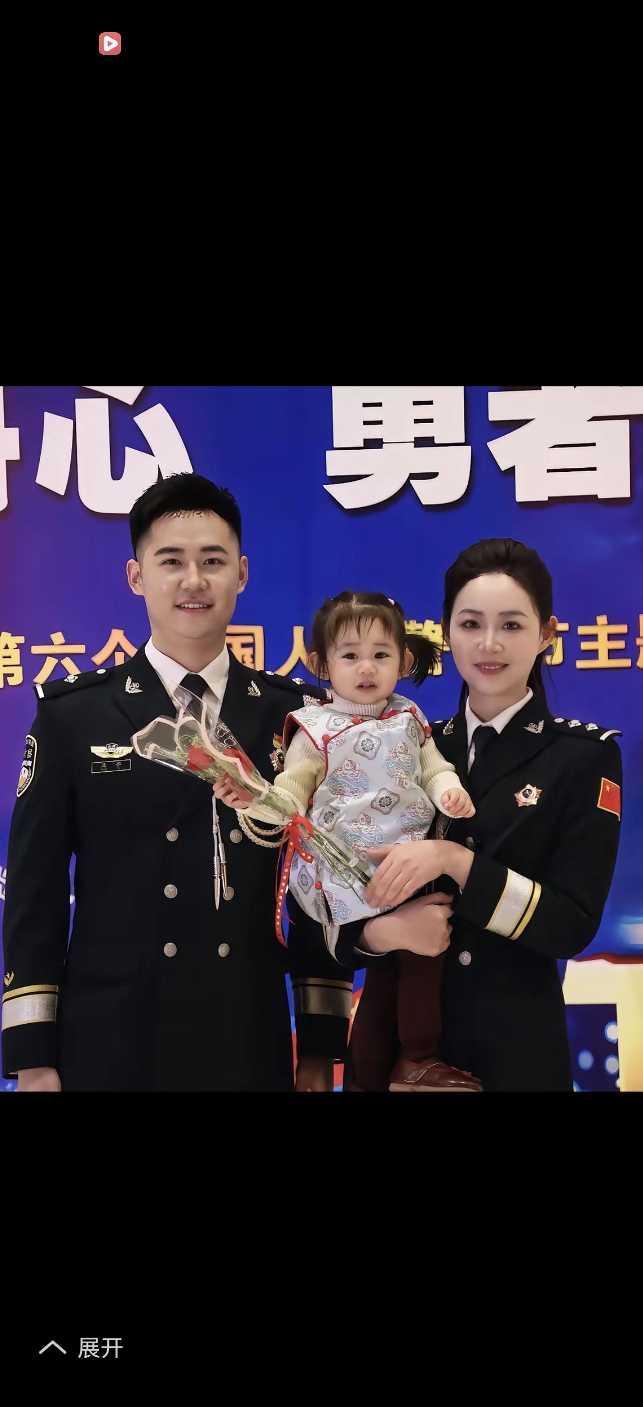 “有困难找警察”，这绝对是一句值得摘抄的金句。在生活里，警察就是我们的守护者。当