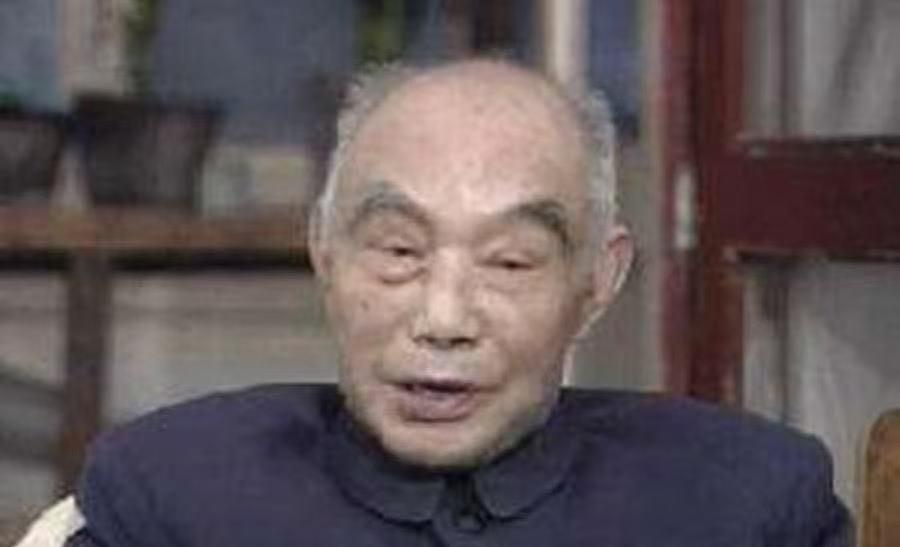 2000年，曾任国军18军军长的杨伯涛病逝，终年91岁，而在病逝之前，因病重连亲