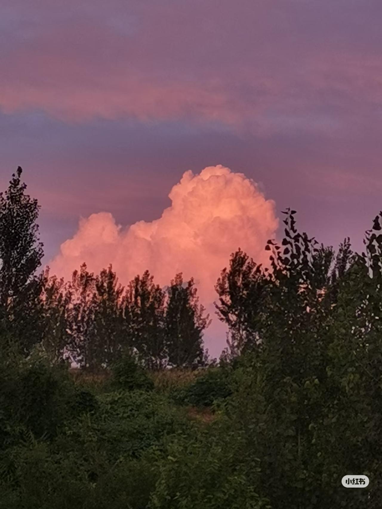 上联：月落西山大地暗；请接下联