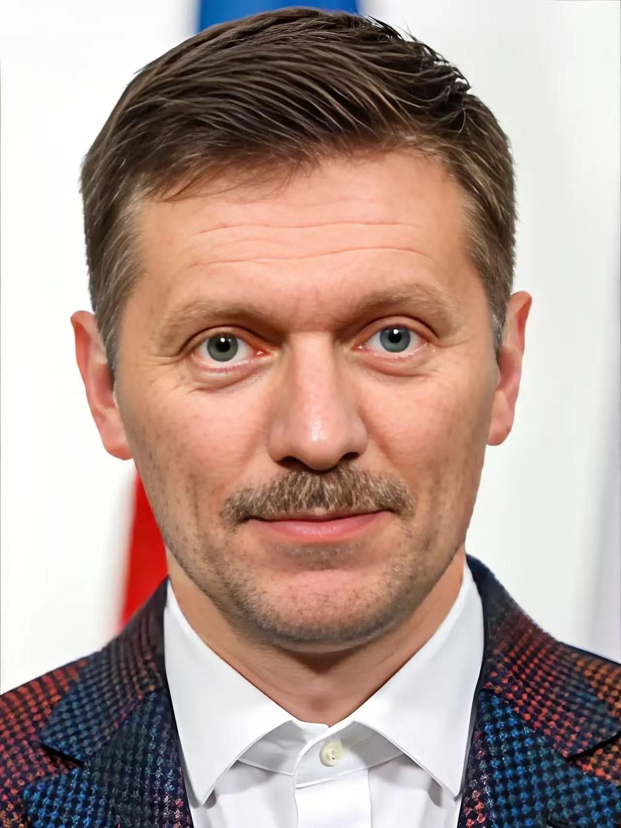 最新消息，俄罗斯正式宣布了，1月15日，俄罗斯总统新闻秘书佩斯科夫表示，认同