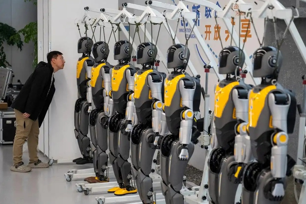 近15万亿元新增贷款投向哪里? ——透视我国前10个月金融数据