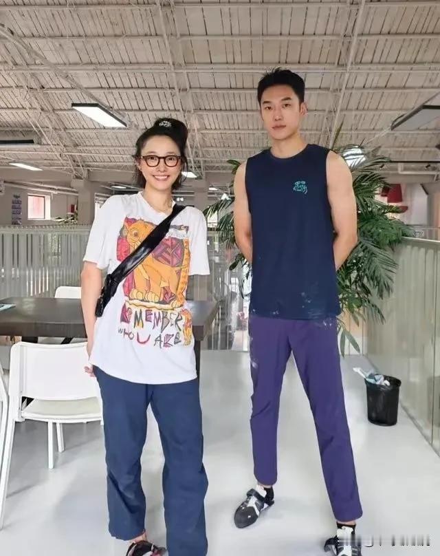 老天呐，差点没认出来！[呲牙笑][呲牙笑]