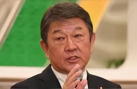 中国不接受南海仲裁案的结果，所以不会执行南海仲裁案，但是，所有支持南海案结果，并