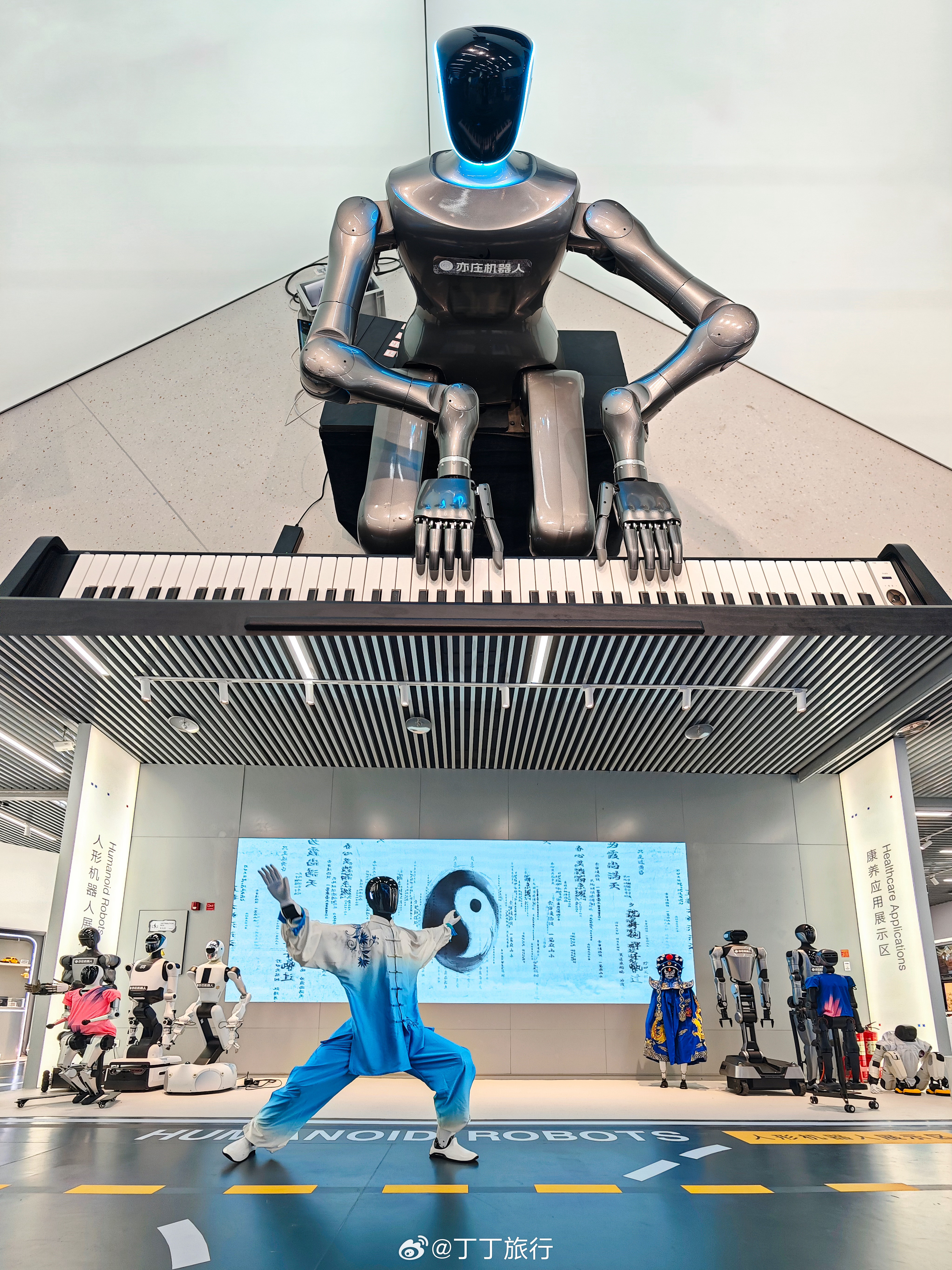 恰逢世界机器人大会举办之际，探访亦庄工业科技之旅，沉浸式感受智能制造带来的震撼，也读懂了北京亦庄作为