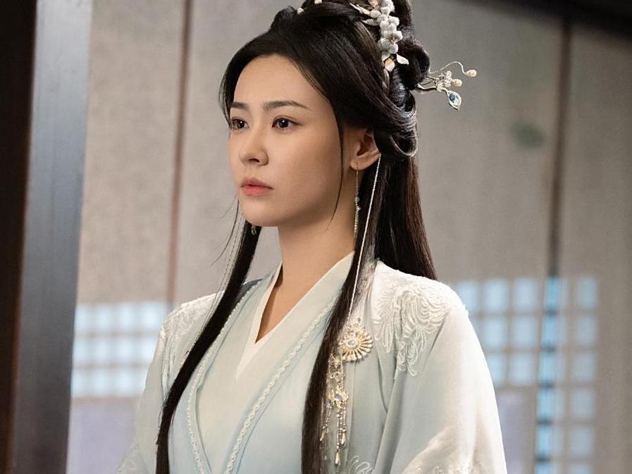 温瑞安武侠中，悲情的女子有哪些？赵师容、雷纯……金庸、古龙、梁羽生、温瑞安并