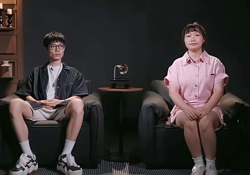 李行亮发长文倾诉参加《再见爱人》以后的变化，他表示节目播出以后，他的内心千疮百孔