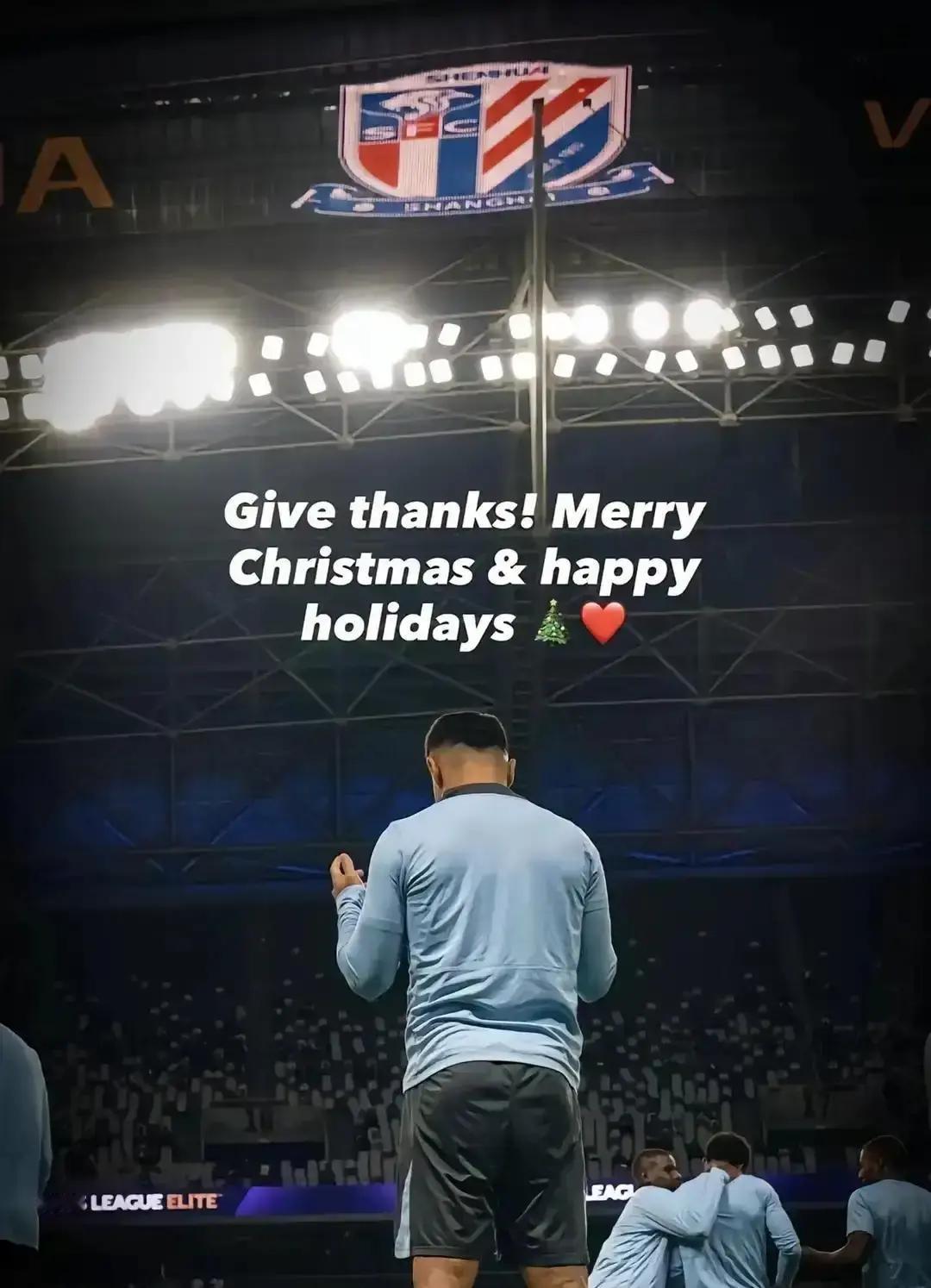 李可500万敲定，1月3日直接飞阿联酋报到。国安中场空了，申花补位成功，两边各取