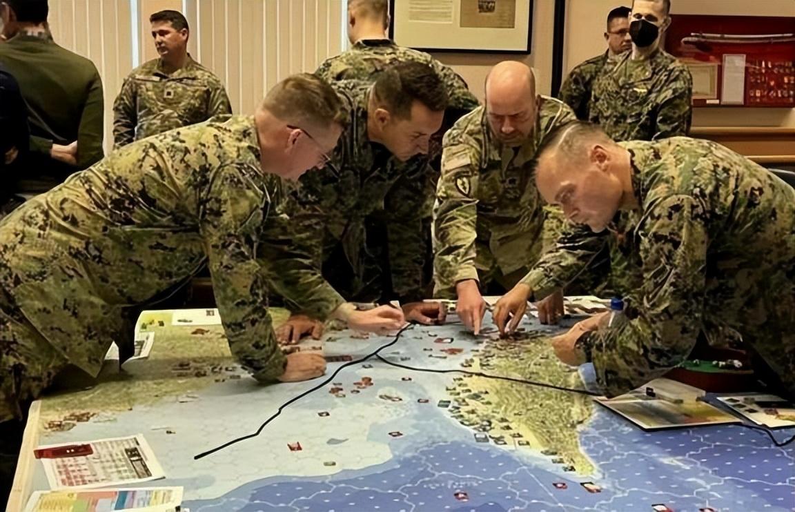 美国现在是既怕中国统一台湾，又不敢直接介入掀桌子，能做的就只剩下吓阻中国了。美国