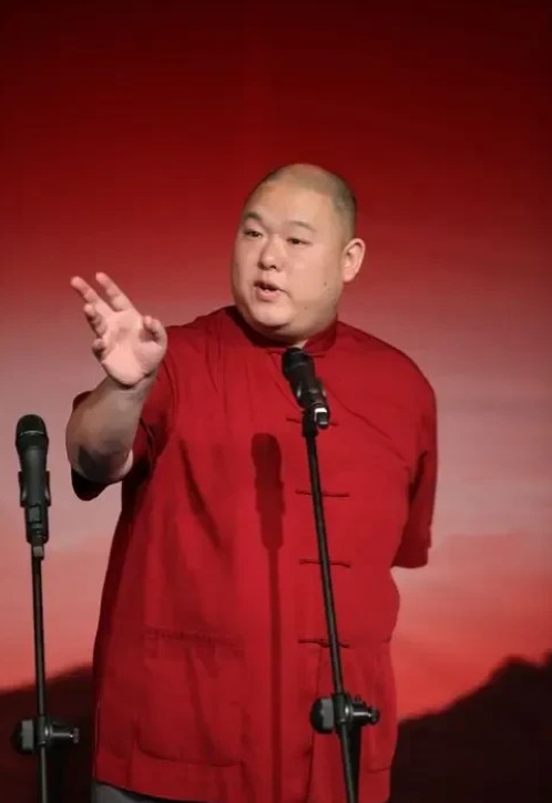 著名评书演员，王玥波说：我在曲艺圈这么多年总结出来一个规律，很有意思，相声演员普