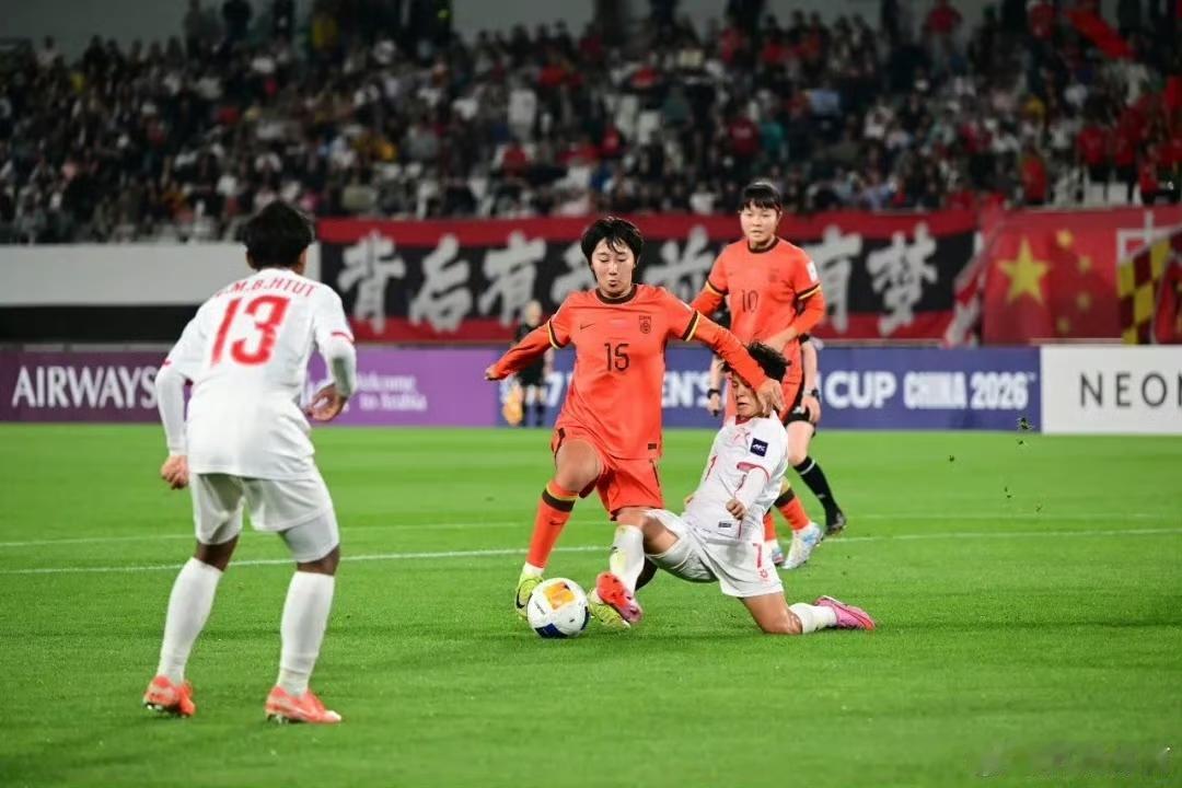 中国U17女足小组赛15球由8位小姑娘完成！她们分别是👇来自重庆体系的2