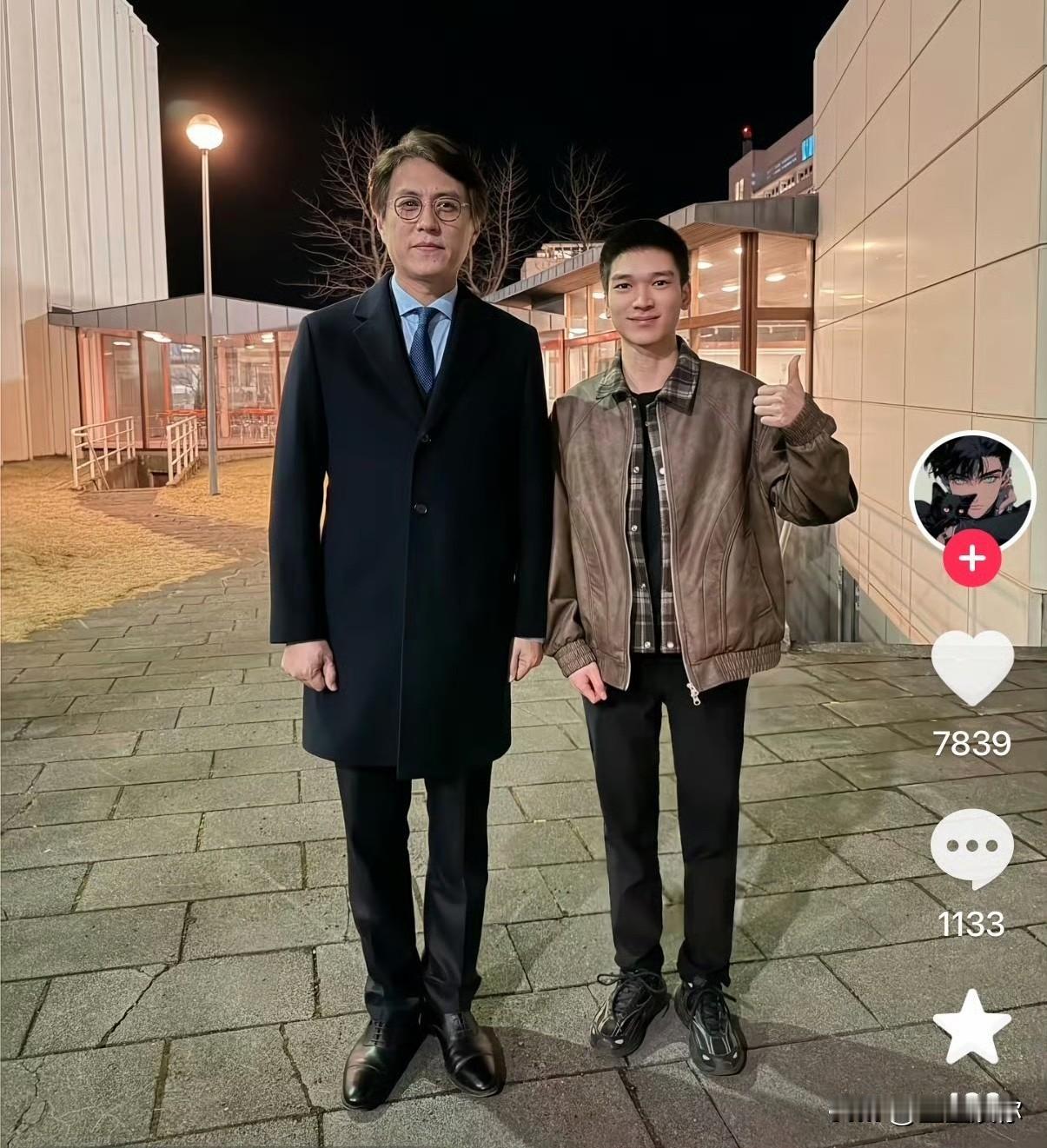 我印象里的靳东停留在了2017年，就是那部我的前半生。没想到现在的他这么老了，果