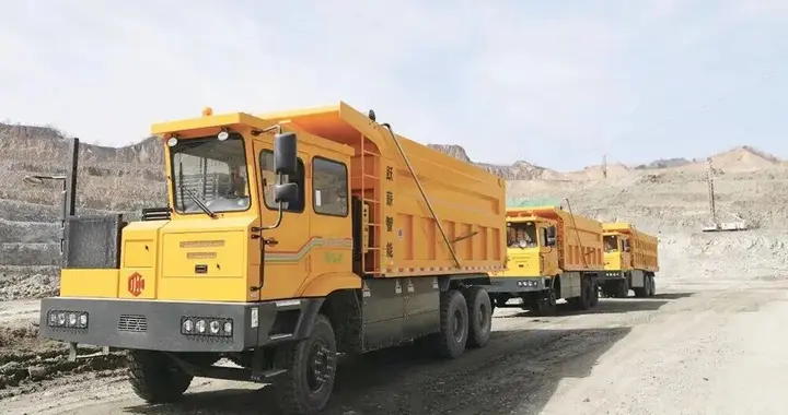 三道庄矿区绿色转型：6辆纯电动重卡引领智能采矿新纪元