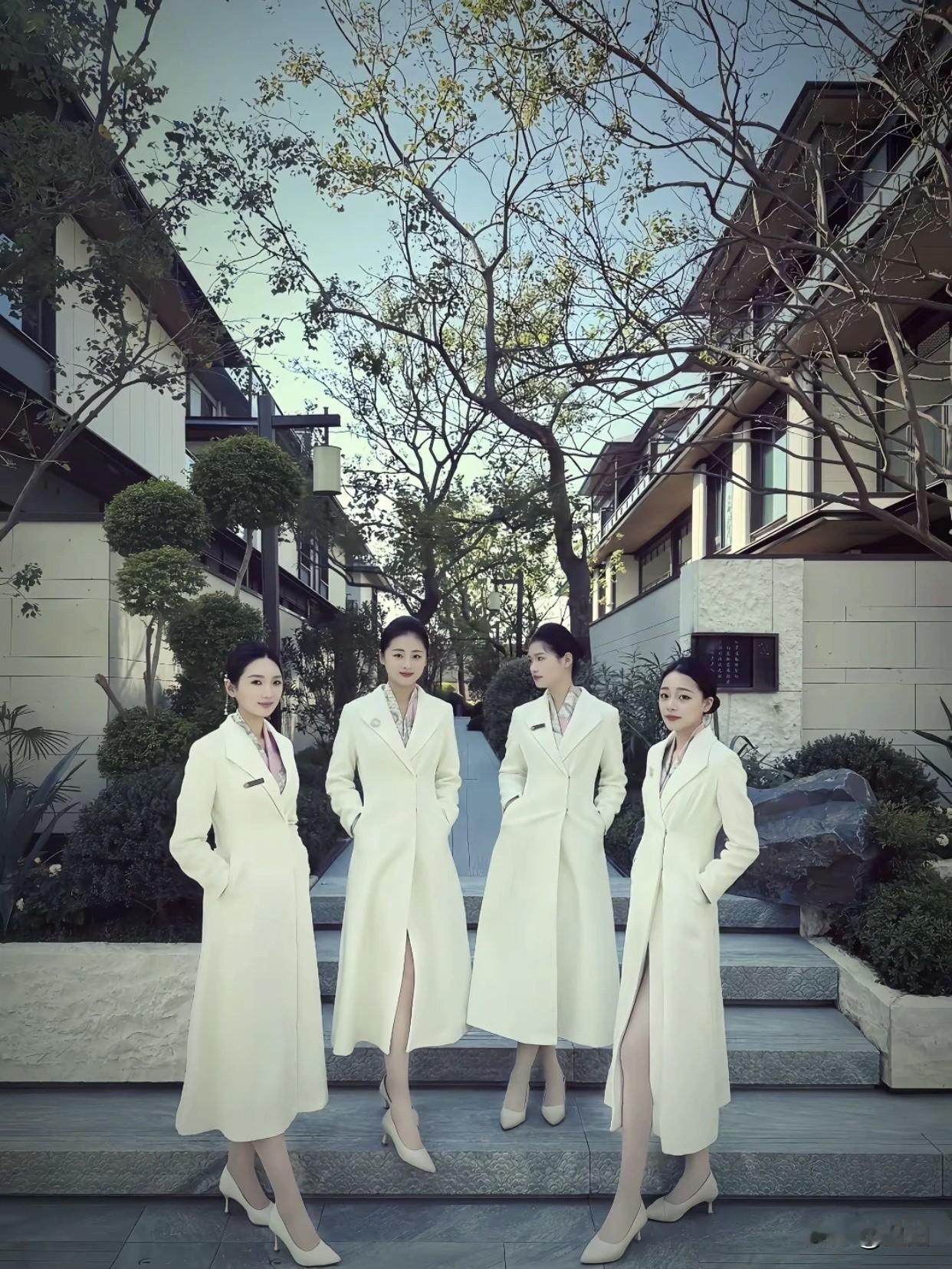 你是喜欢御姐风还是温柔风?这种风格的女性在穿着上可能会偏向成熟干练。