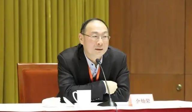 金灿荣：“中国如果当着全世界面把美国揍一顿，就算没打死，美国一把手位置也没了，所