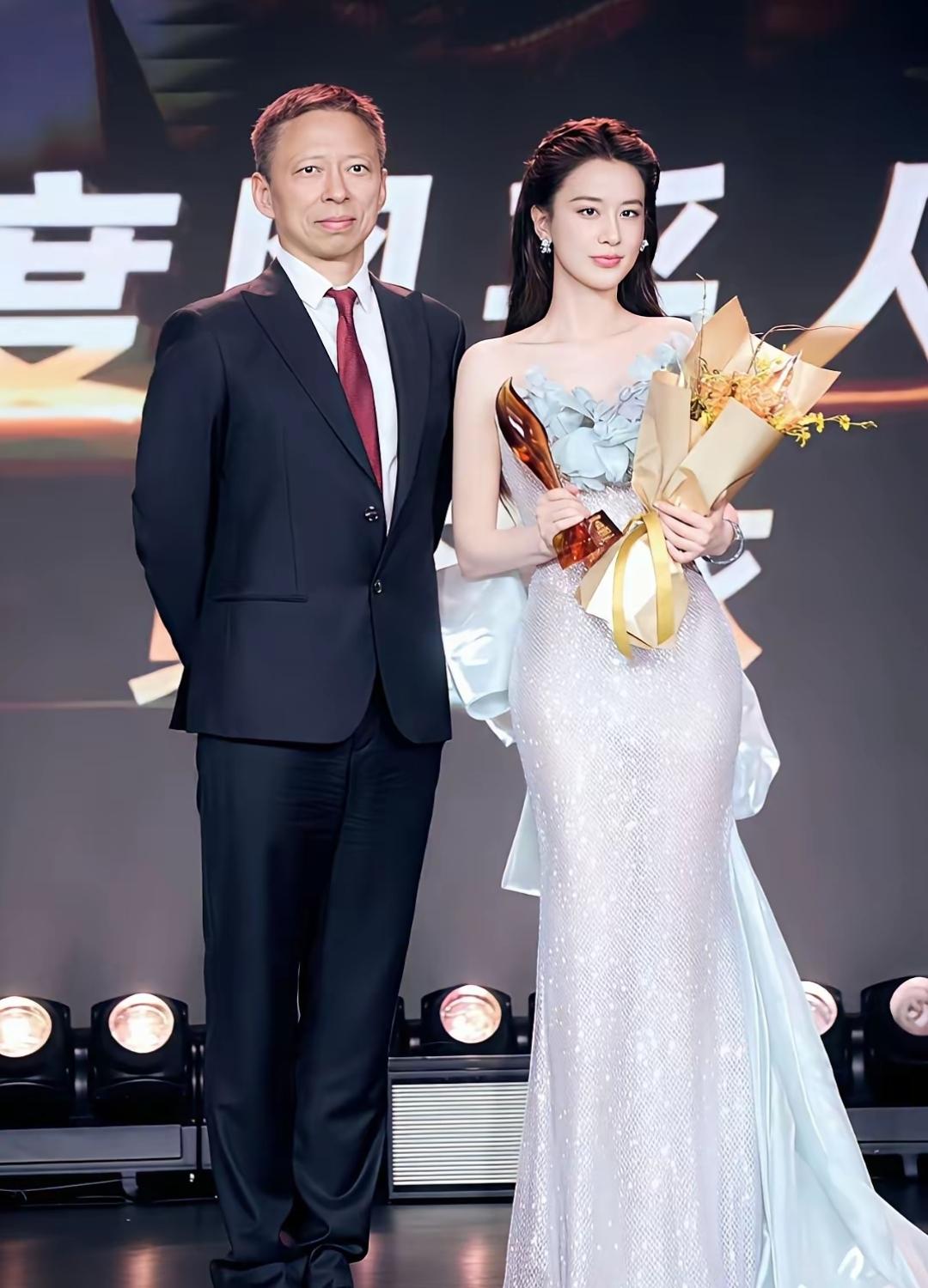 张朝阳最后的倔强是每年都要搞一次搜狐时尚盛典，张朝阳之所以还这样做，是为了守住搜