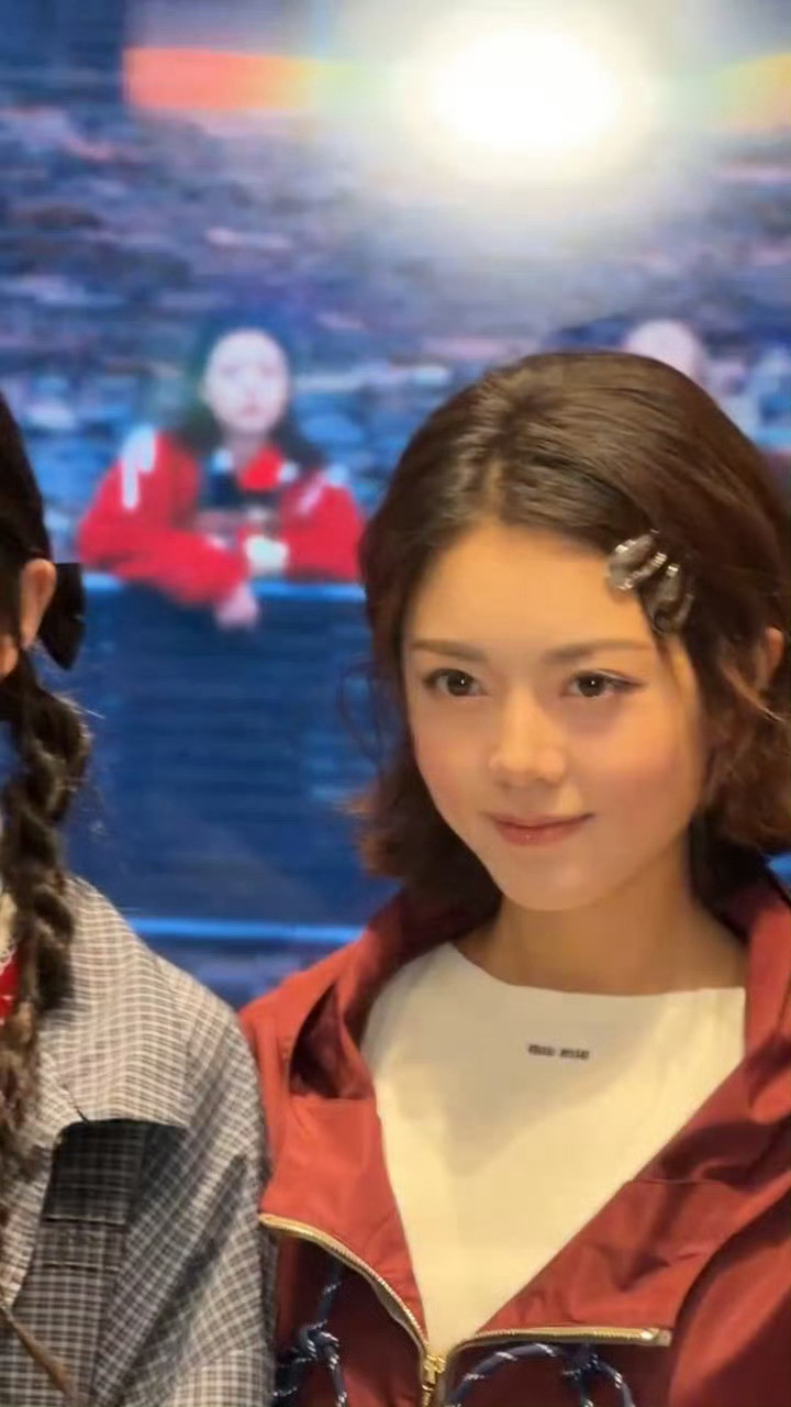 对我眼睛特别好点三位00后小花同框🥺原相机下的刘浩存赵今麦李庚希